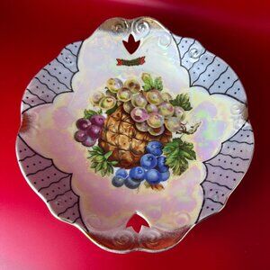 VTR JAPAN TRIMONT WARE IRIDESCENT LUSTERWARE FRUIT SCALLOPED - 8"
